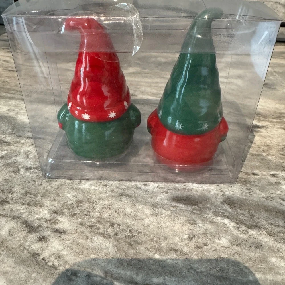 Christmas Gnome Salt and Pepper Shakers Festive Holiday Decor‎ Set